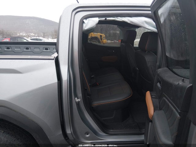 44491176 :رقم المزاد ، 1GTP6DEK6R1157070 vin ، 2024 Gmc Canyon 4wd At4 مزاد بيع