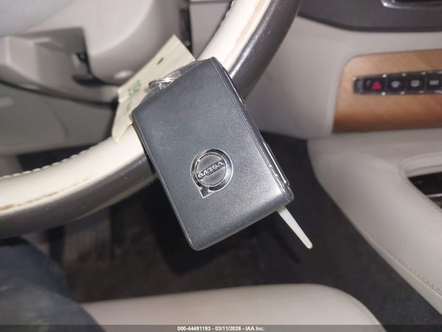 2021 VOLVO XC90 YV4A22PK0M1751310 Photo 10