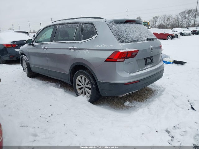 2019 VOLKSWAGEN TIGUAN 3VV0B7AX0KM162131 Photo 2