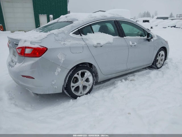Chevrolet Cruze Premier Auto 2018 1G1BF5SM8J7195030 Image 4