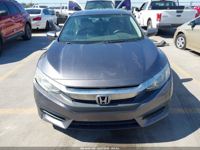 Продажа на аукционе авто 2017 Honda Civic Lx, vin: 19XFC2F53HE032833, номер лота: 44491240
