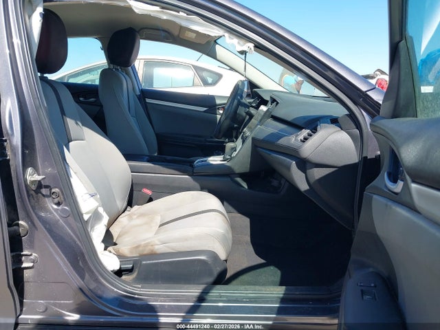 Продажа на аукционе авто 2017 Honda Civic Lx, vin: 19XFC2F53HE032833, номер лота: 44491240