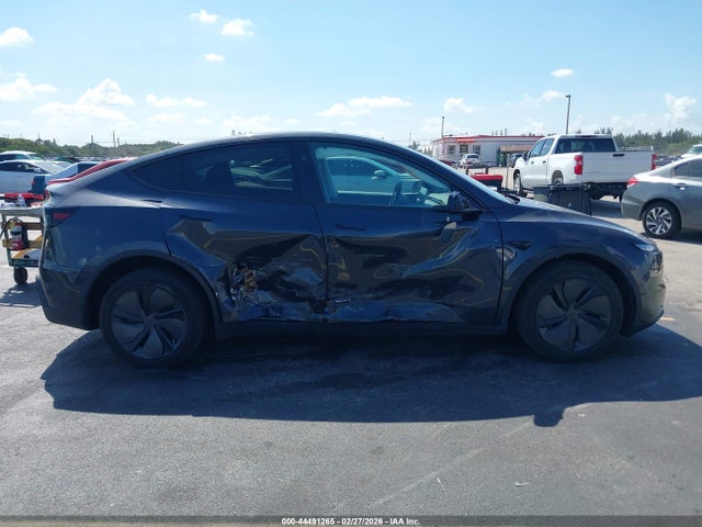 44491265 :رقم المزاد ، 7SAYGDED5TF378664 vin ، 2026 Tesla Model Y مزاد بيع