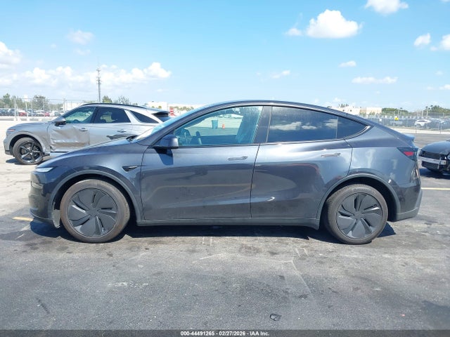 44491265 :رقم المزاد ، 7SAYGDED5TF378664 vin ، 2026 Tesla Model Y مزاد بيع