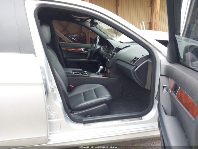 Продажа на аукционе авто 2010 Mercedes-benz C 300 Sport 4matic, vin: WDDGF8BB0AR100077, номер лота: 44491281