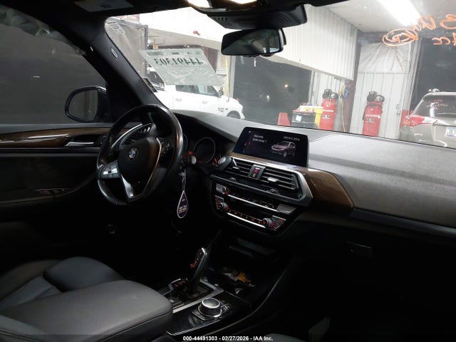 2021 BMW X3 5UXTY3C00M9E39494 Photo 4