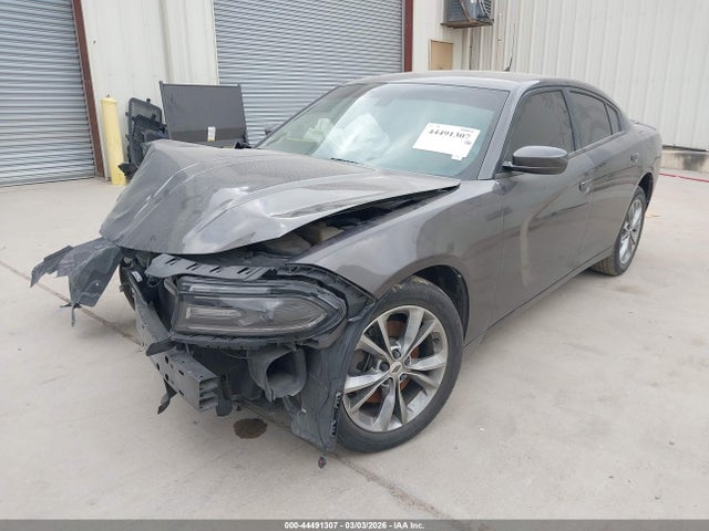 2C3CDXJG3LH105030 Dodge Charger Sxt Awd