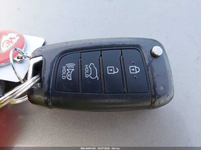 KMHTG6AF2KU018148 Hyundai Veloster 2.0