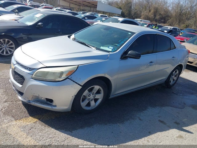 Chevrolet MALIBU LS 2015 1G11B5SLXFF351208 Image 2