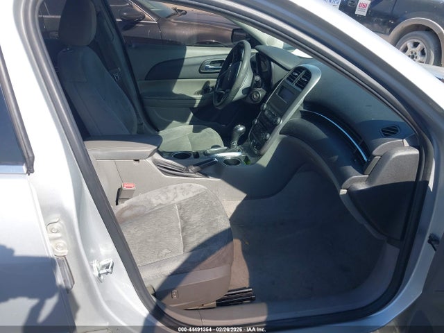 Chevrolet MALIBU LS 2015 1G11B5SLXFF351208 Image 5