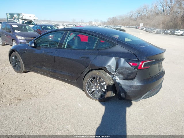 2025 TESLA MODEL 3 5YJ3E1EA1SF029713 Photo 2