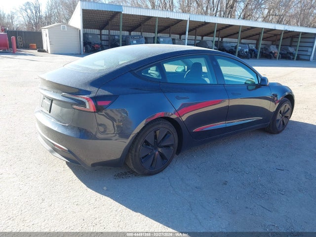 2025 TESLA MODEL 3 5YJ3E1EA1SF029713 Photo 3