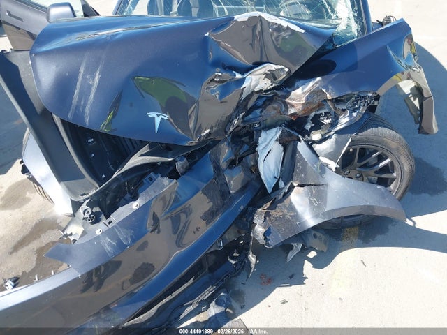 2025 TESLA MODEL 3 5YJ3E1EA6SF993580 Photo 9