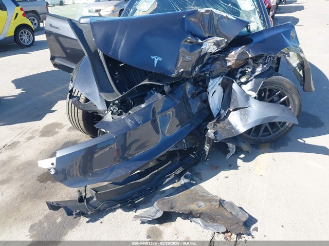 2025 TESLA MODEL 3 5YJ3E1EA6SF993580 Photo 5