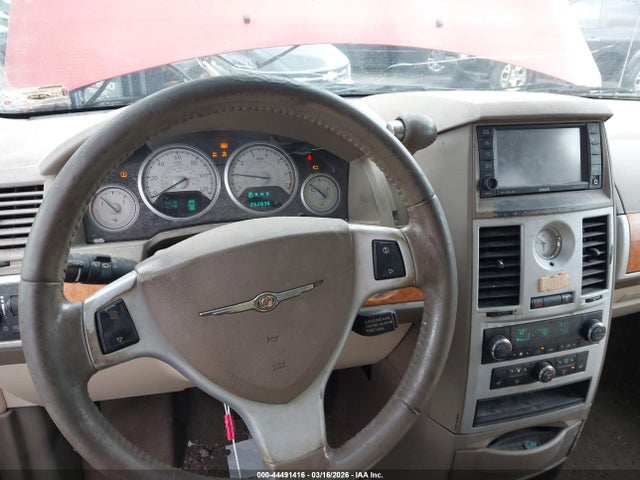 44491416 :رقم المزاد ، 2A8HR64X18R643678 vin ، 2008 Chrysler Town & Country Limited مزاد بيع