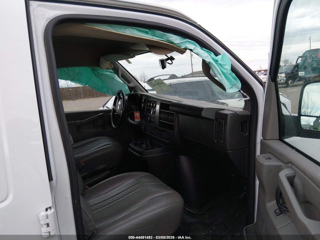1GCWGBFP1P1202811 Chevrolet Express Cargo Rwd 2500 Extended Wheelbase Wt