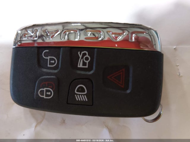 2013 JAGUAR XF SAJWA0ES8DPU04860 Photo 10