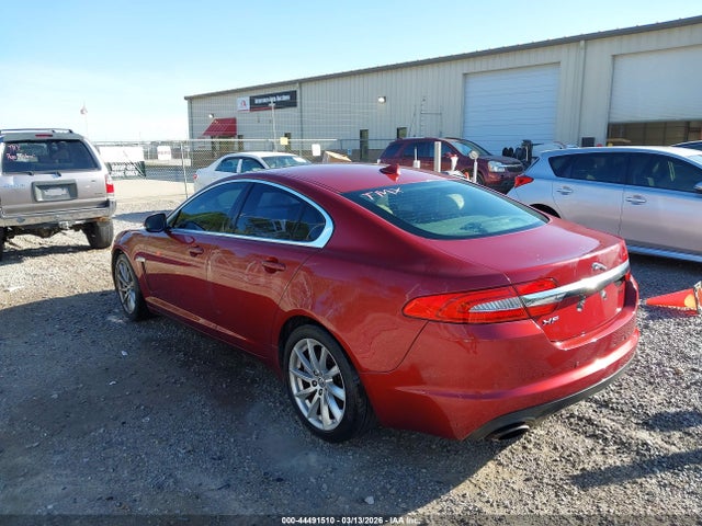 2013 JAGUAR XF SAJWA0ES8DPU04860 Photo 2