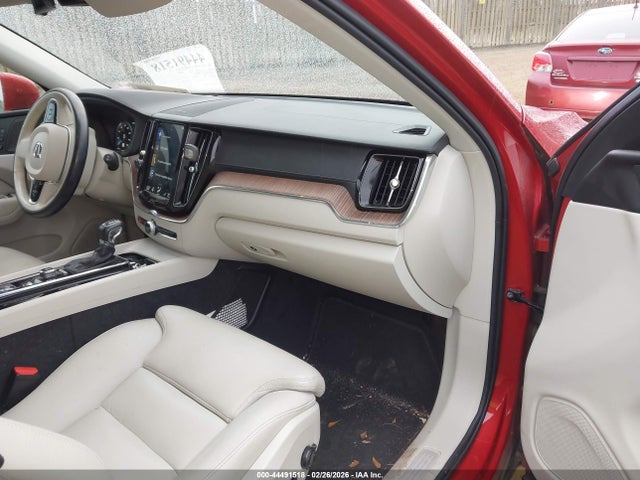2020 VOLVO XC60 YV4A22RL6L1582074 Photo 4