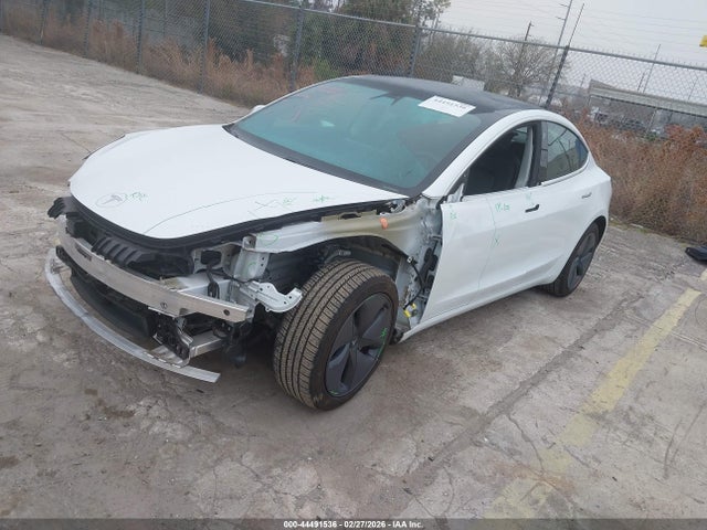 2019 TESLA MODEL 3 5YJ3E1EA3KF504049 Photo 1