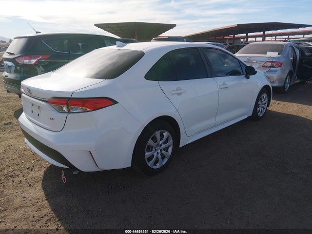 JTDEPMAE5NJ205639 Toyota COROLLA LE
