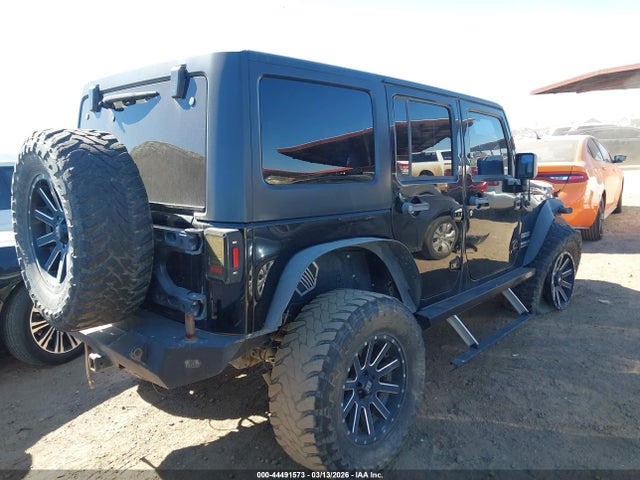 2017 JEEP WRANGLER UNLIMITED 1C4BJWDG1HL561415 Photo 3