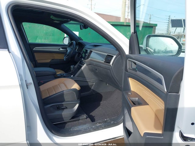 2023 VOLKSWAGEN ATLAS CROSS SPORT 1V2FE2CA2PC223823 Photo 4