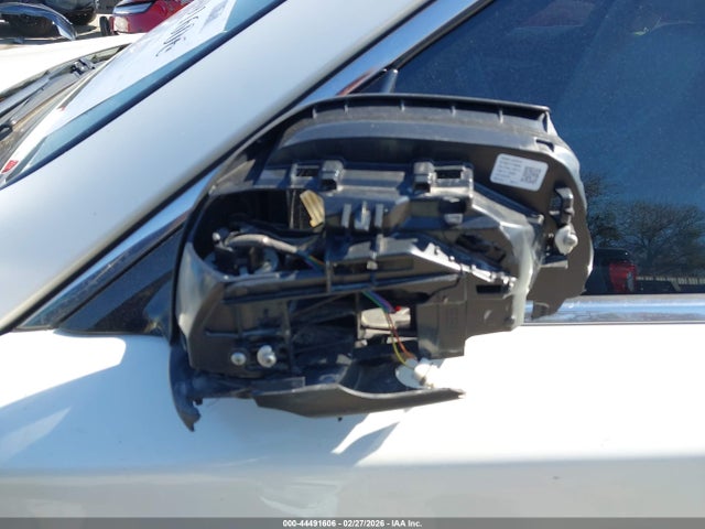 2014 Infiniti Q50 Hybrid Premium მანქანა იყიდება აუქციონზე, vin: JN1AV7AP8EM692036, აუქციონის ნომერი: 44491606