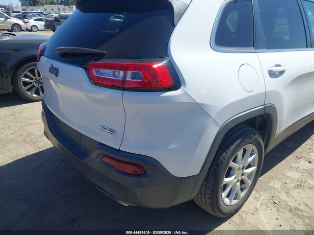 Продаж на аукціоні авто 2016 Jeep Cherokee Latitude, vin: 1C4PJLCS2GW222492, номер лоту: 44491609
