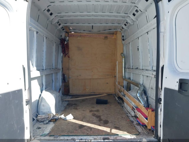 44491676 :رقم المزاد ، 3C6MRVJG5ME558110 vin ، 2021 Ram Promaster 3500 Cargo Van High Roof 159 Wb Ext مزاد بيع