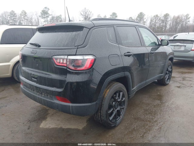 Jeep Compass Latitude 4x4 2025 3C4NJDBN0ST605953 Image 4