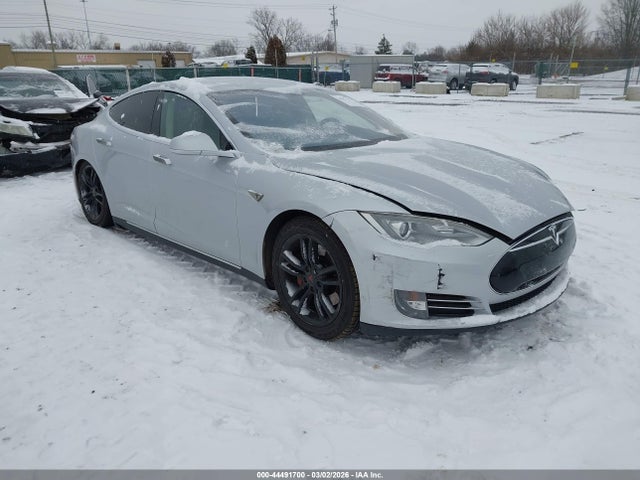 2013 TESLA MODEL S 5YJSA1CN2DFP07000 Photo 0