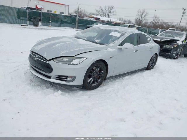 2013 TESLA MODEL S 5YJSA1CN2DFP07000 Photo 1