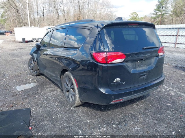 2020 Chrysler Pacifica Touring L Plus მანქანა იყიდება აუქციონზე, vin: 2C4RC1EG5LR235790, აუქციონის ნომერი: 44491744
