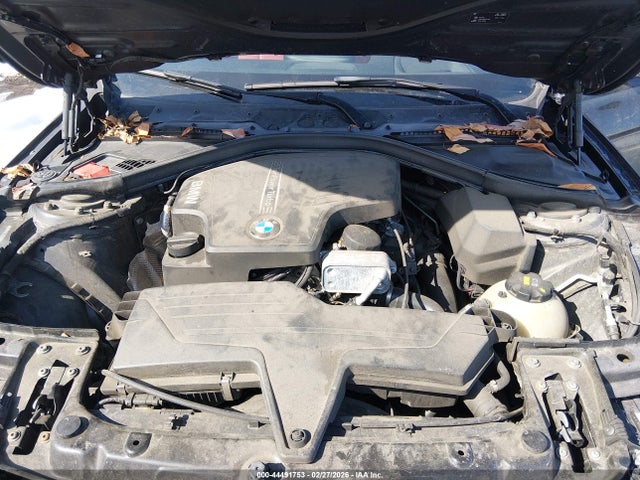 44491753 :رقم المزاد ، WBA8E3C59GK501140 vin ، 2016 Bmw 328i Xdrive مزاد بيع