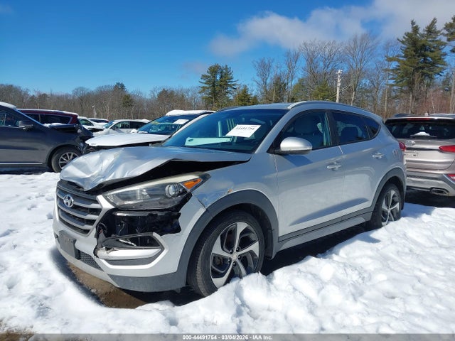 2017 HYUNDAI TUCSON KM8J3CA29HU383787 Photo 1