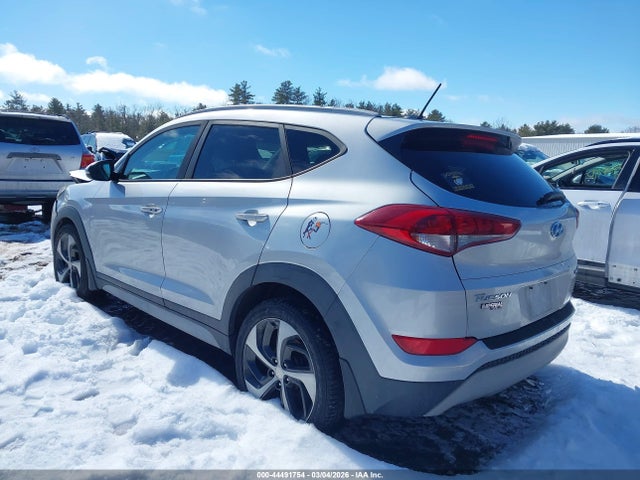 2017 HYUNDAI TUCSON KM8J3CA29HU383787 Photo 2