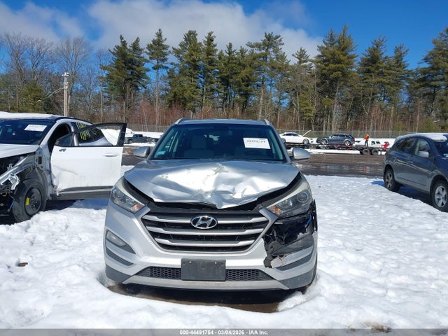 2017 HYUNDAI TUCSON KM8J3CA29HU383787 Photo 5