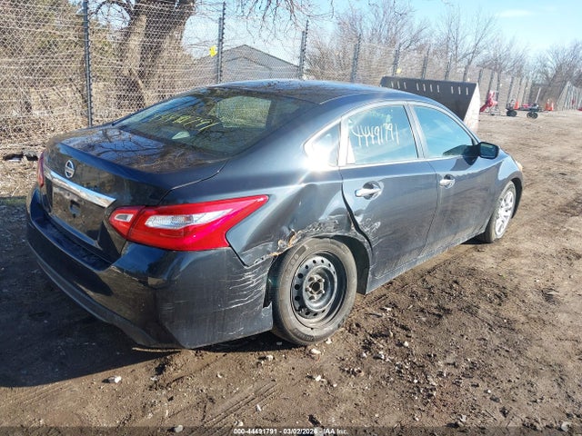 Продаж на аукціоні авто 2017 Nissan Altima 2.5 S, vin: 1N4AL3AP4HC284807, номер лоту: 44491791