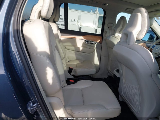 Продаж на аукціоні авто 2022 Volvo Xc90 T6 Momentum 6 Passenger, vin: YV4A221K9N1810266, номер лоту: 44491793