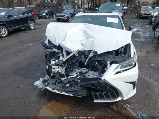 Продажа на аукционе авто 2024 Lexus Es 300h Luxury, vin: 58AEA1C14RU052738, номер лота: 44491818