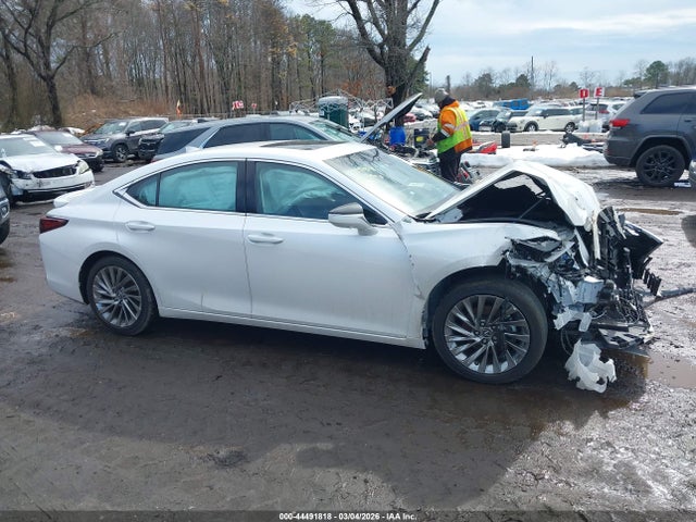 Продажа на аукционе авто 2024 Lexus Es 300h Luxury, vin: 58AEA1C14RU052738, номер лота: 44491818