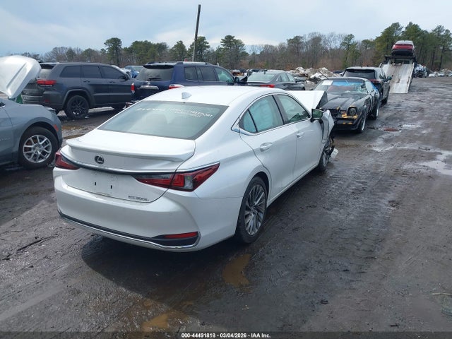 Продажа на аукционе авто 2024 Lexus Es 300h Luxury, vin: 58AEA1C14RU052738, номер лота: 44491818