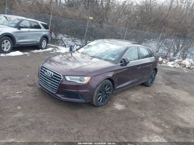 2015 AUDI A3 WAUBFGFF5F1046015 Photo 1