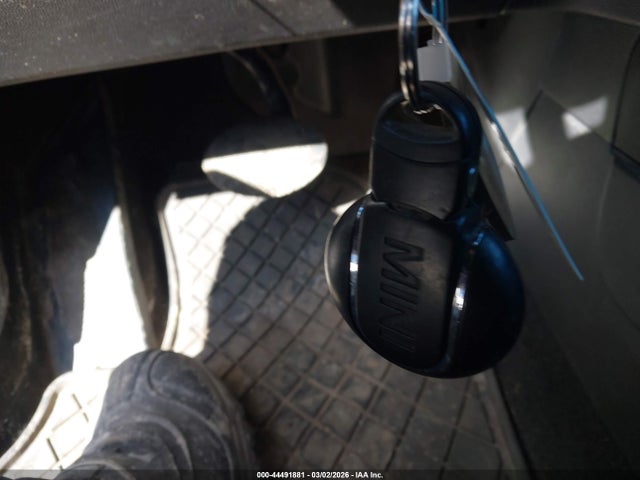 2019 MINI COUNTRYMAN WMZYT5C50K3E63548 Photo 10