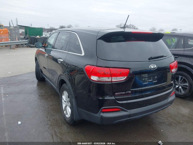 Продажа на аукционе авто 2018 Kia Sorento 2.4l L, vin: 5XYPG4A30JG411744, номер лота: 44491937