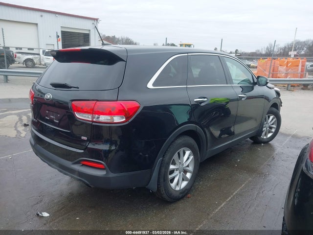 Продажа на аукционе авто 2018 Kia Sorento 2.4l L, vin: 5XYPG4A30JG411744, номер лота: 44491937