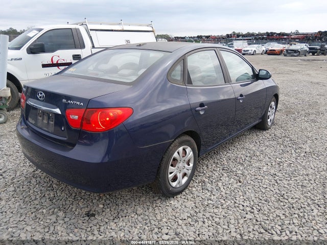 2010 HYUNDAI ELANTRA KMHDU4AD7AU877072 Photo 3