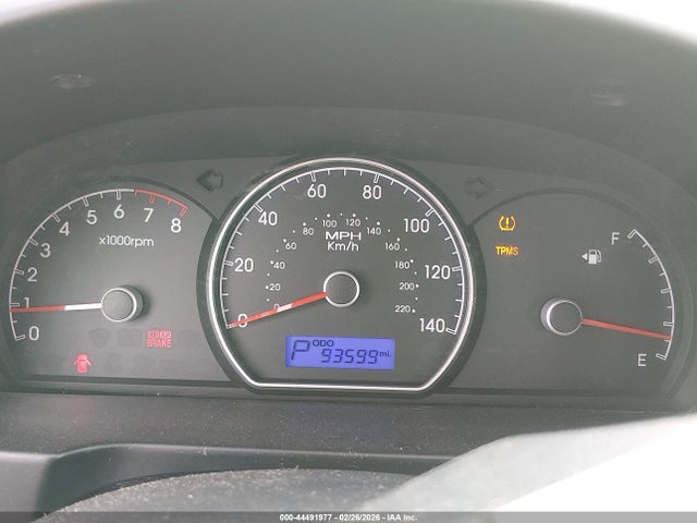 2010 HYUNDAI ELANTRA KMHDU4AD7AU877072 Photo 6