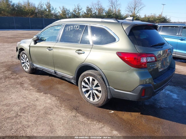 44491993 :رقم المزاد ، 4S4BSATC1K3381420 vin ، 2019 Subaru Outback 2.5i Touring مزاد بيع